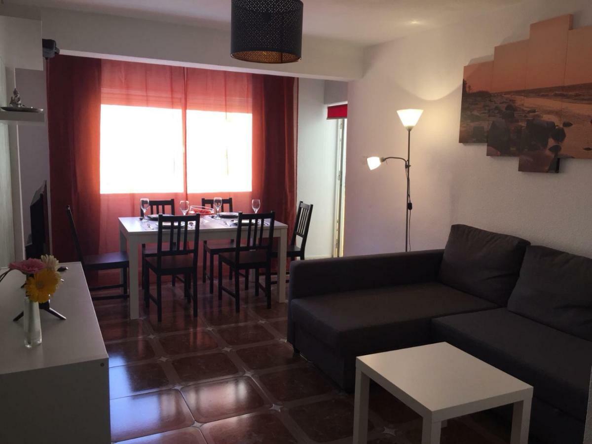 Apartamento Angelinma Apartment มาลากา ภายนอก รูปภาพ