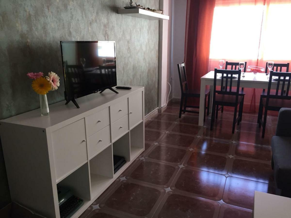 Apartamento Angelinma Apartment มาลากา ภายนอก รูปภาพ